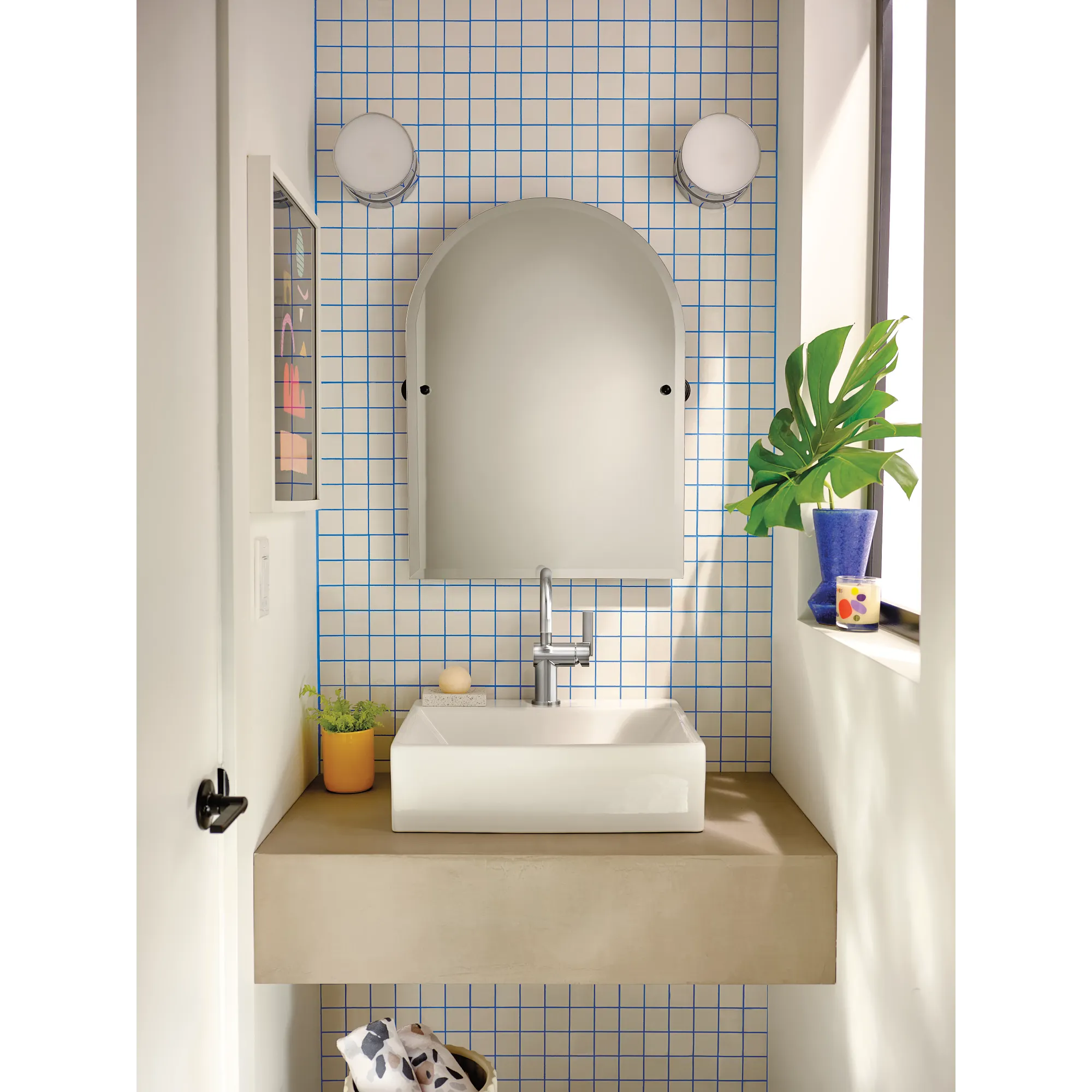Cia MotionSense Wave One-Handle High Arc Single Sensor Bathroom Faucet - Image 3