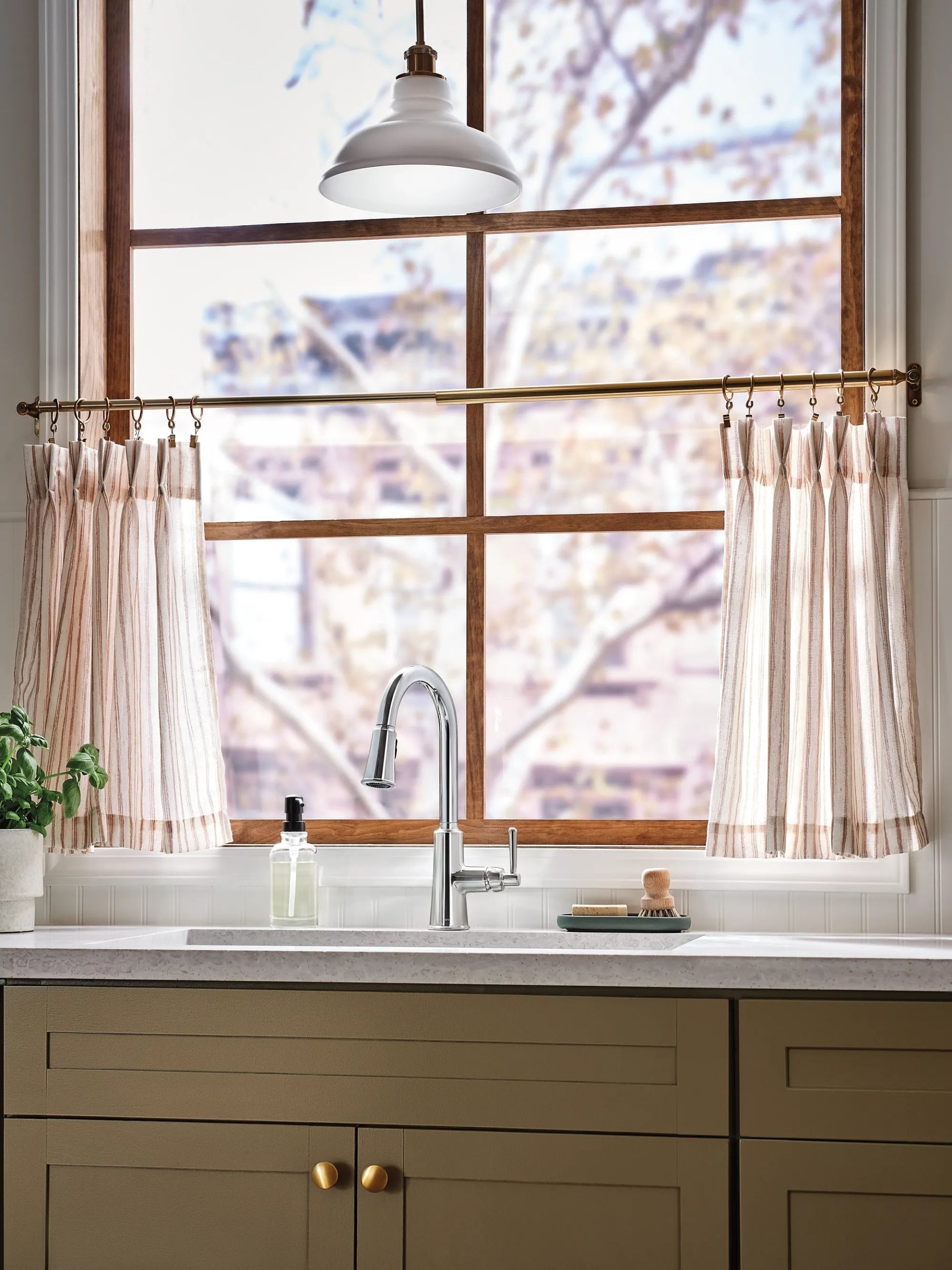 Ember Chrome one-handle high arc pulldown kitchen faucet - Image 5