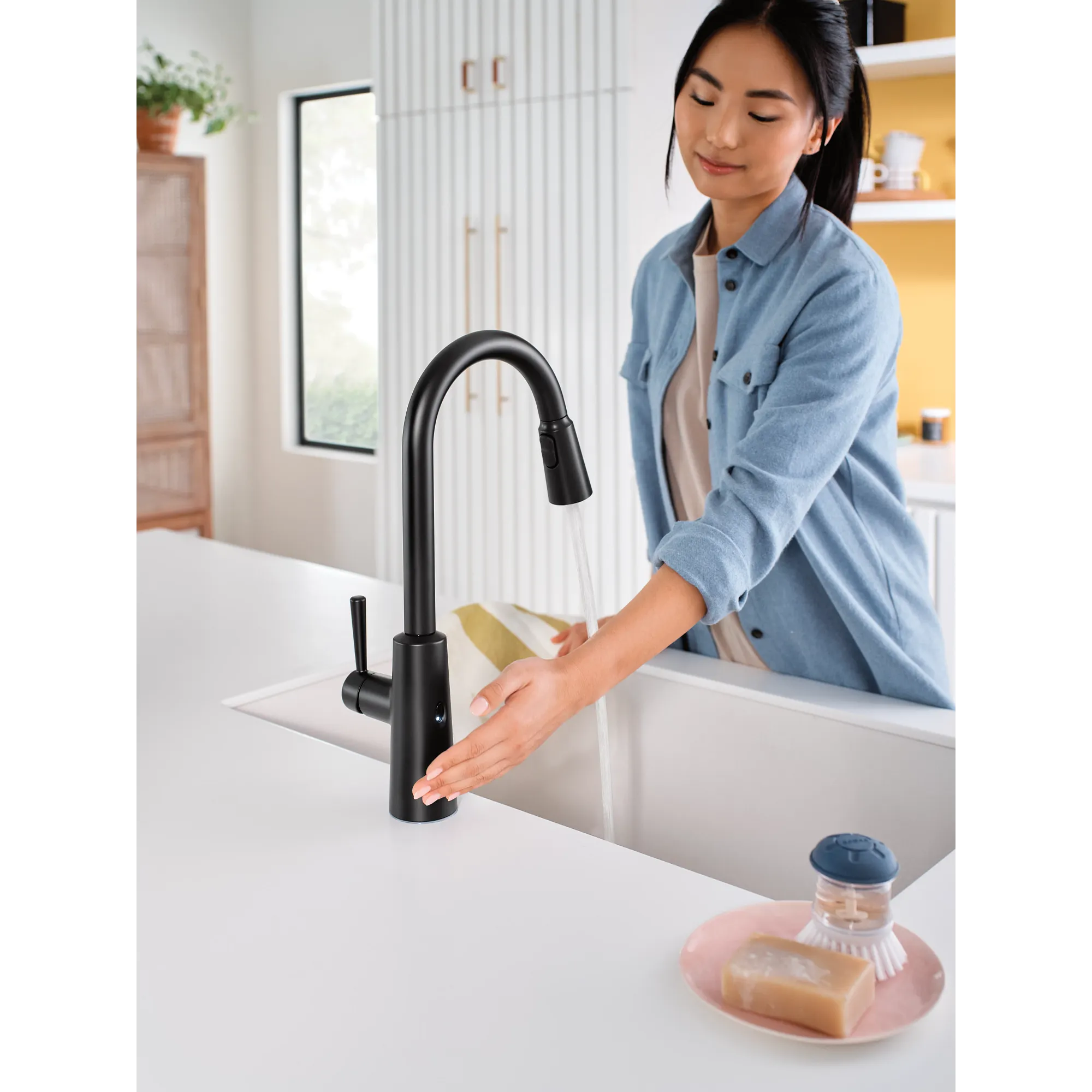 Riley MotionSense Wave One-Handle High Arc Pulldown Kitchen Faucet - Image 23