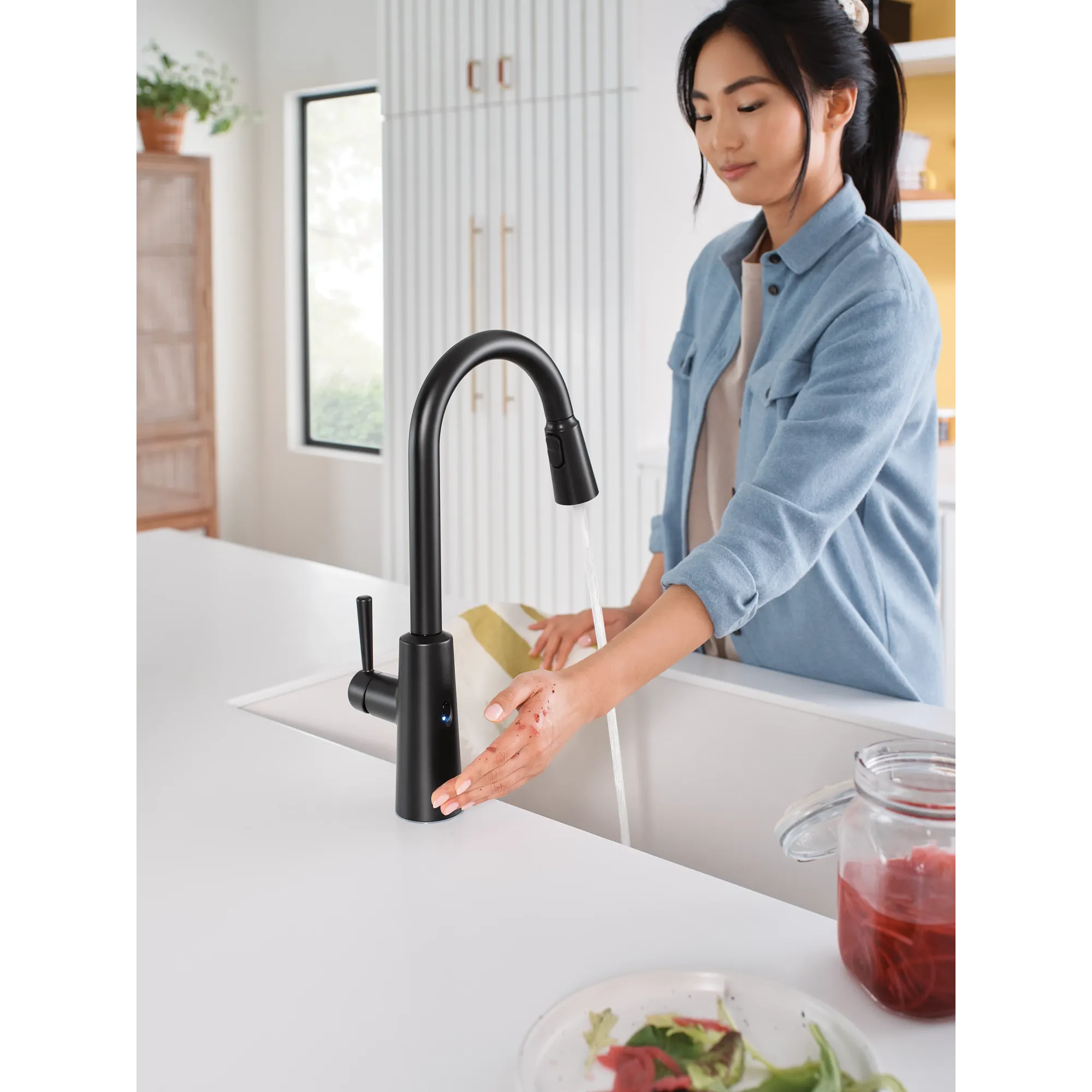 Riley MotionSense Wave One-Handle High Arc Pulldown Kitchen Faucet - Image 21
