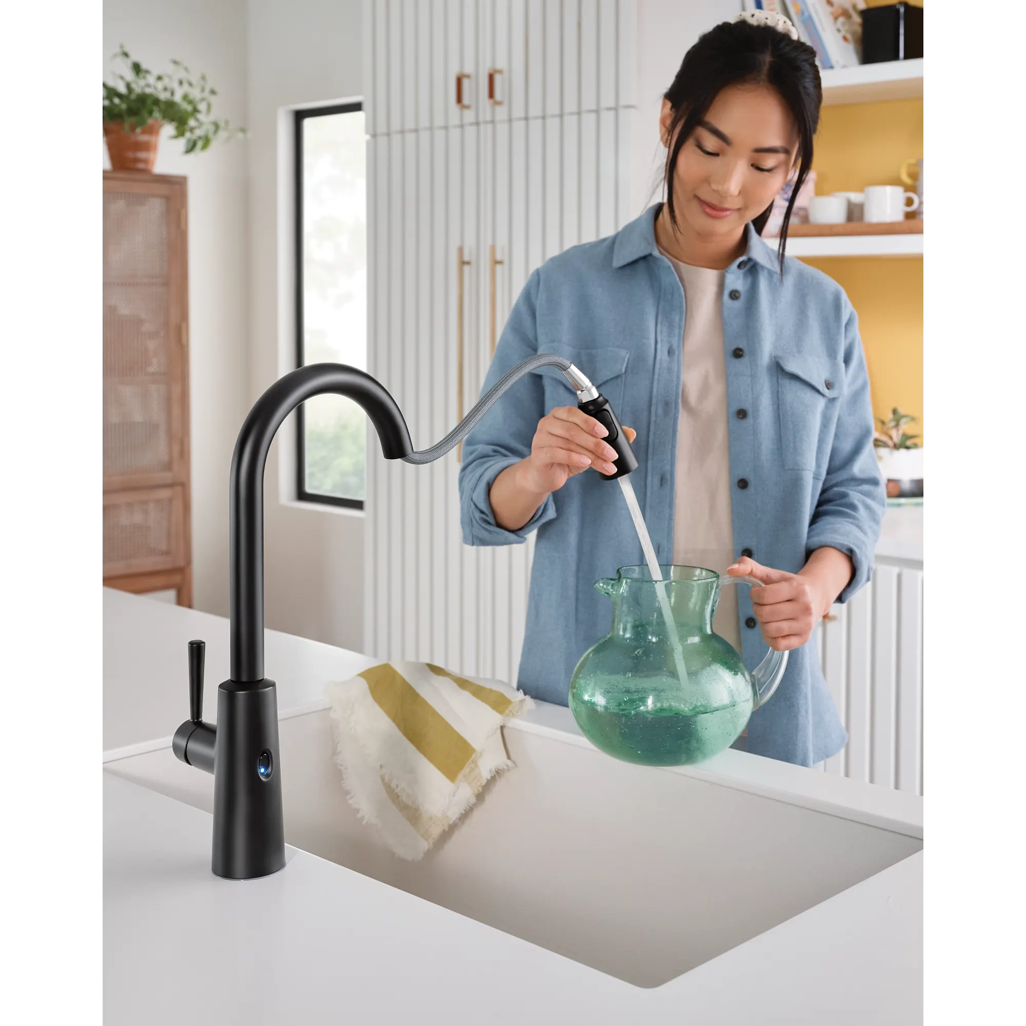 Riley MotionSense Wave One-Handle High Arc Pulldown Kitchen Faucet - Image 25