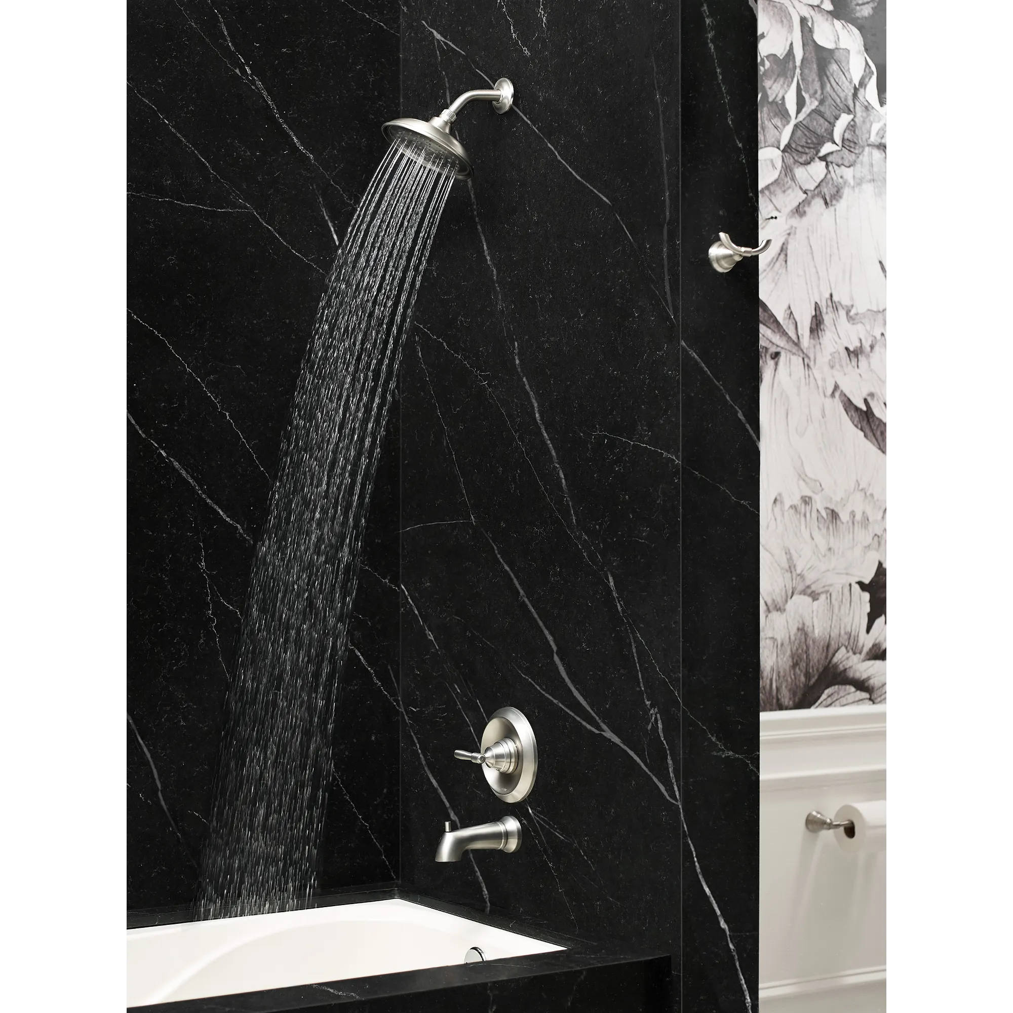 Halle Tub/Shower - Image 3