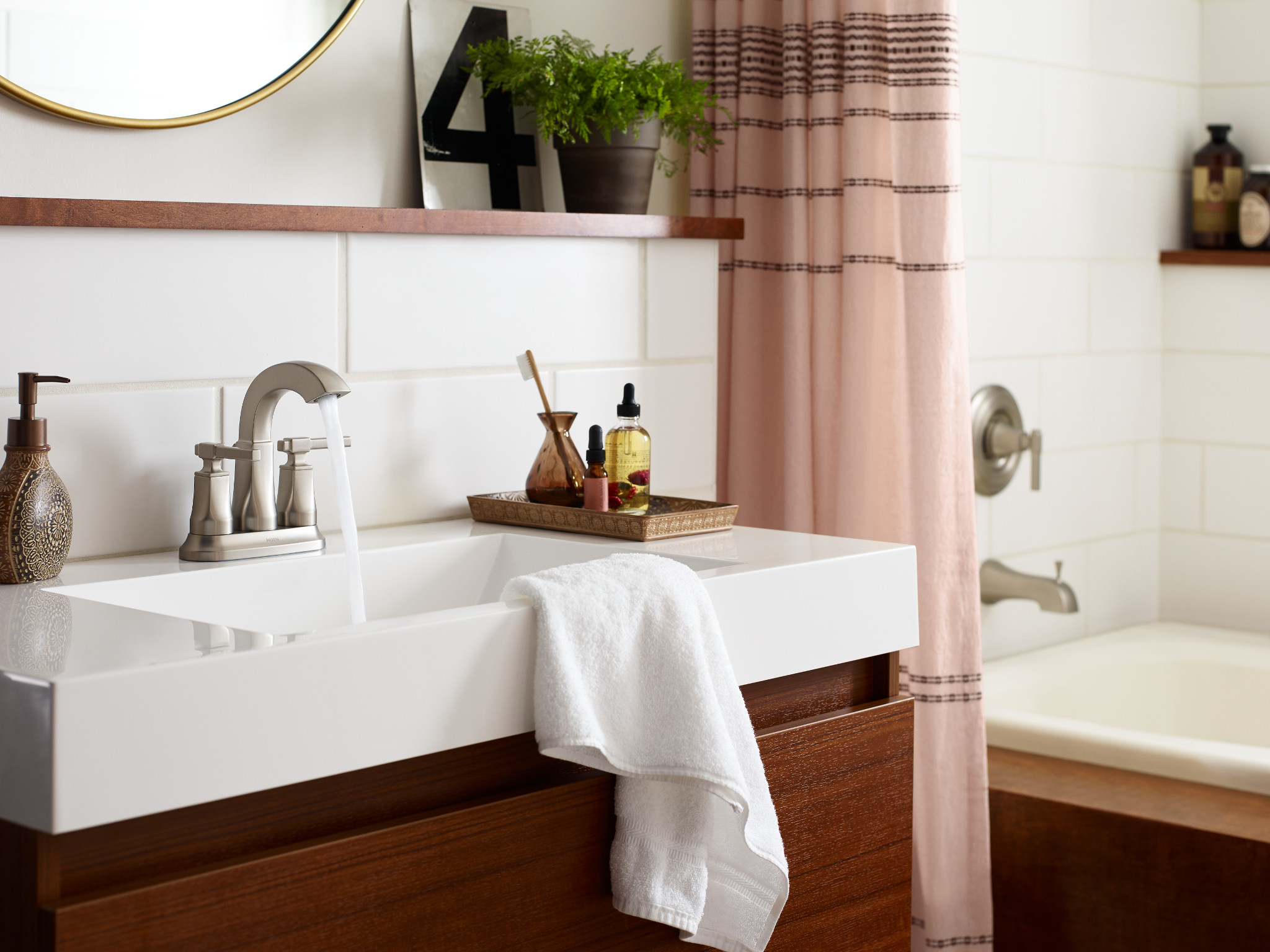 Ayda Two-handle Centerset Bathroom Sink Faucet - Image 5