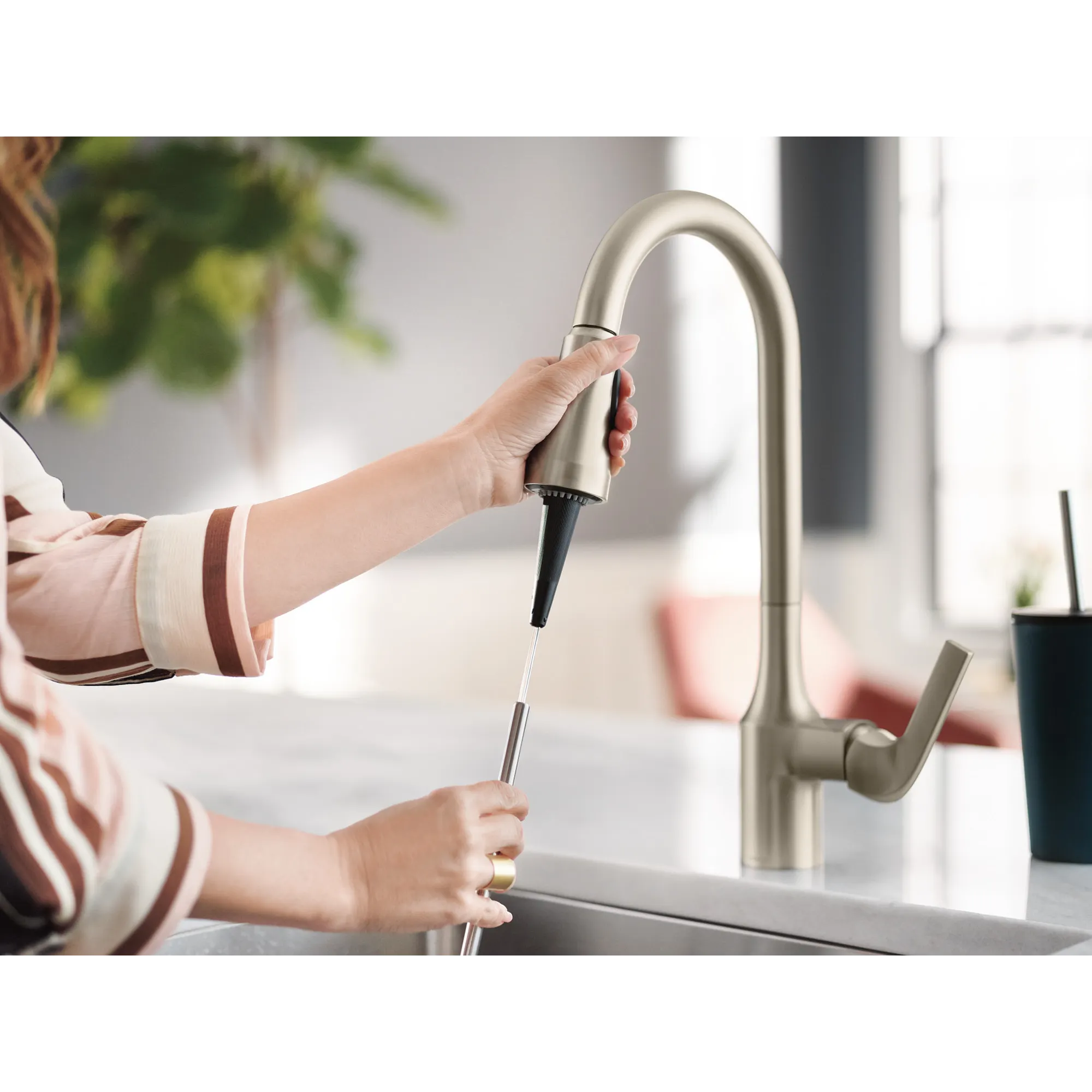 Milton One-Handle High Arc Pulldown Kitchen Faucet - Image 19