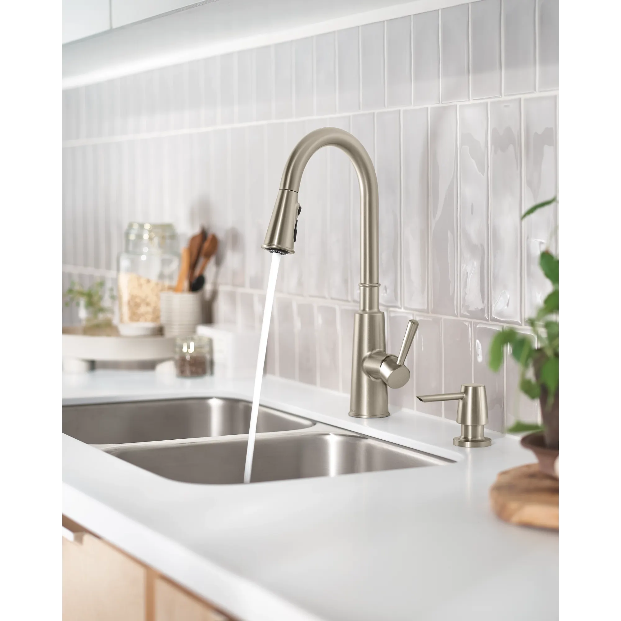 Fenn Pulldown Kitchen Faucet - Image 6