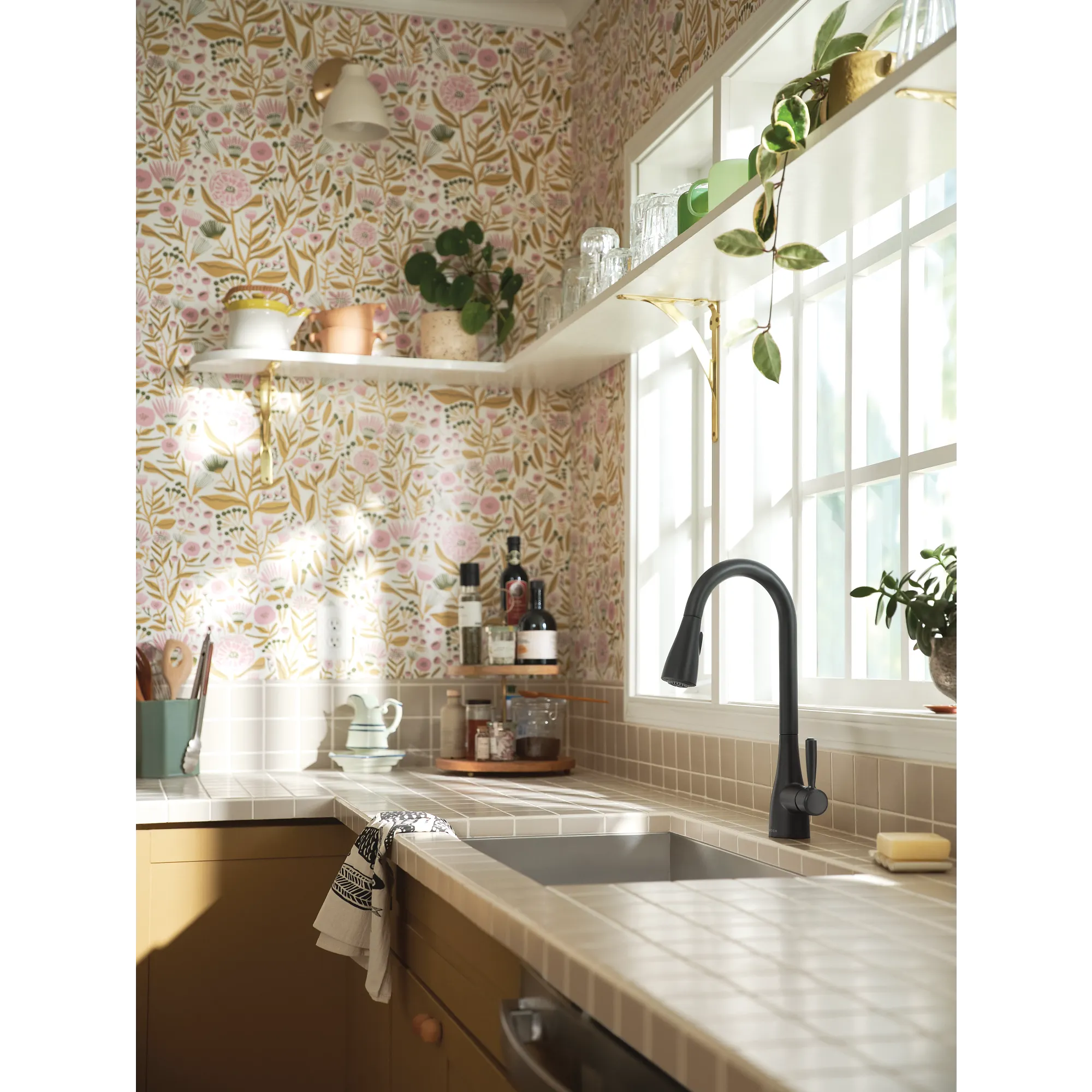 Doherty One-Handle High Arc Pulldown Kitchen Faucet - Image 2