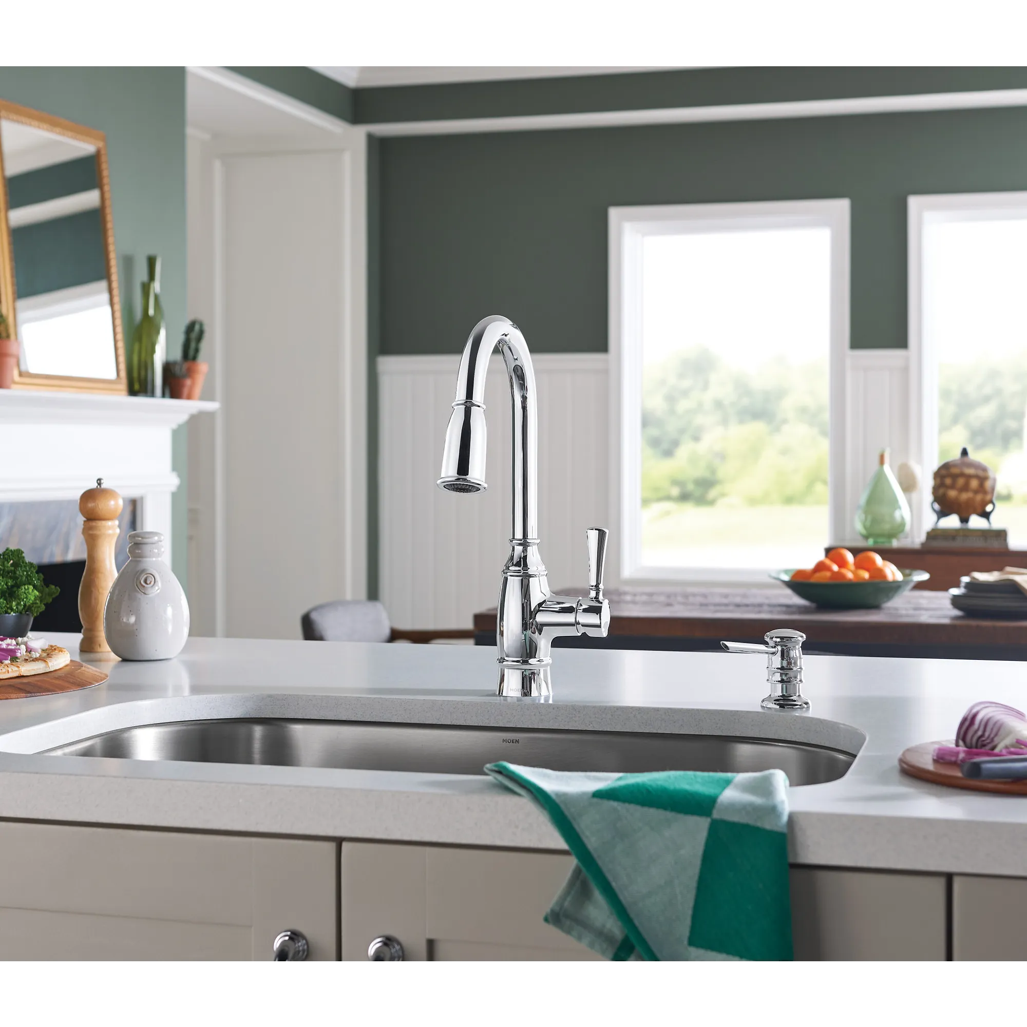 Noell One-Handle Pulldown Kitchen Faucet - Image 3
