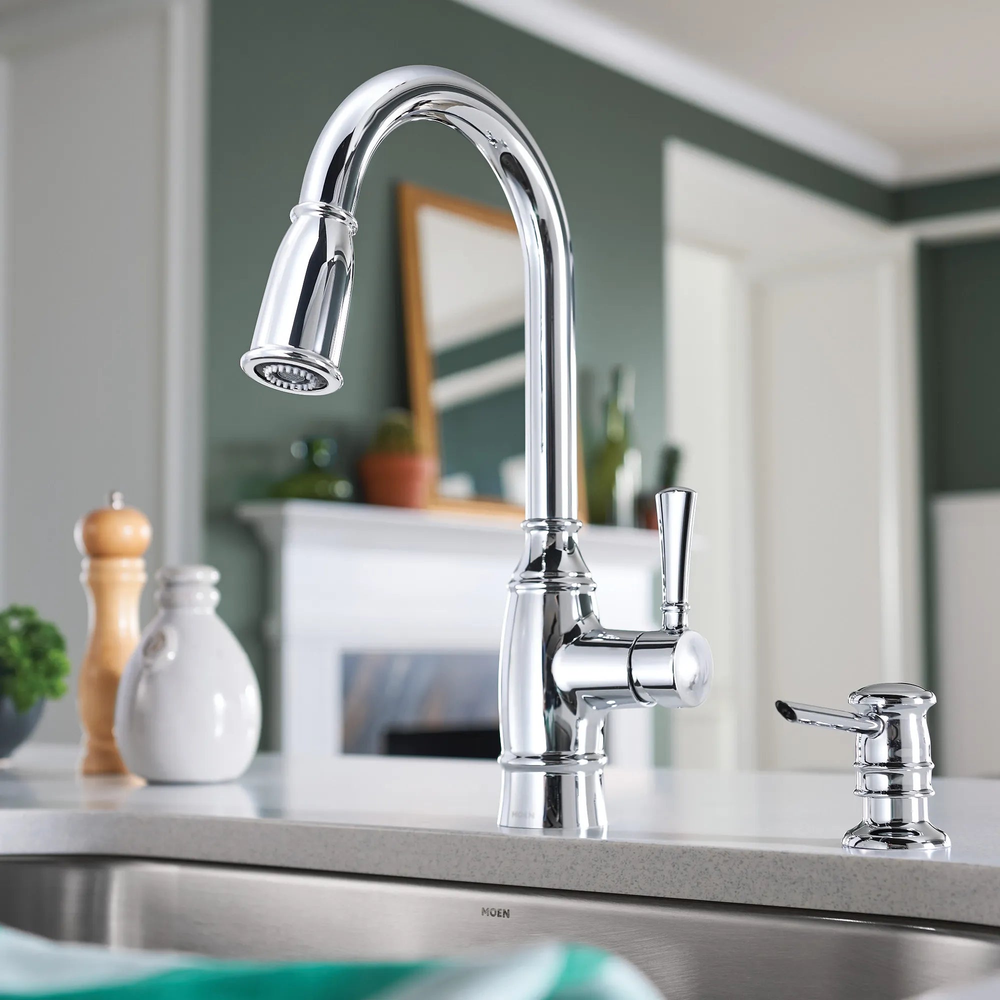 Noell One-Handle Pulldown Kitchen Faucet - Image 4
