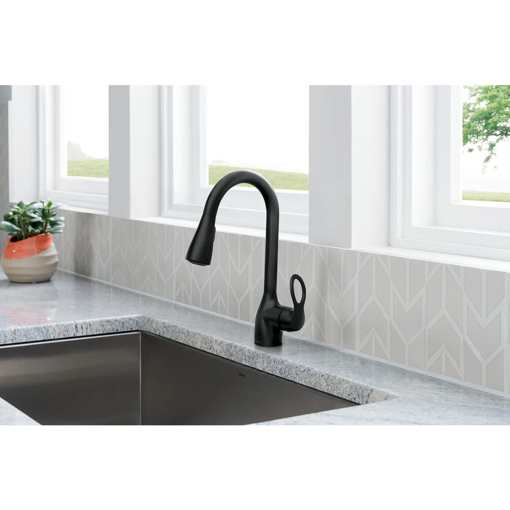 Kleo One-Handle High Arc Pulldown Kitchen Faucet - Image 24