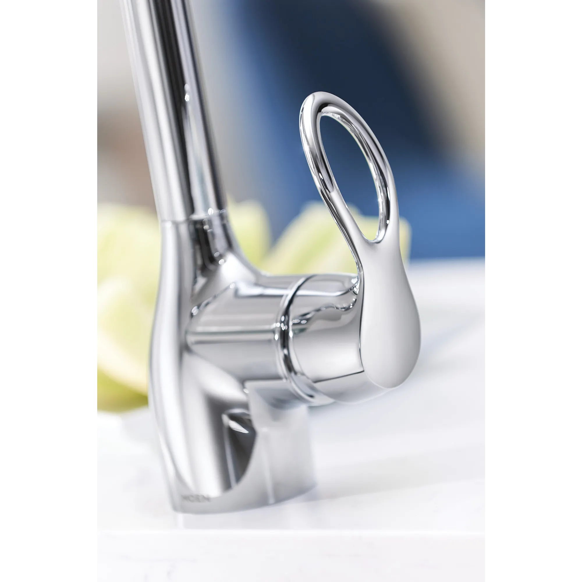 Kleo One-Handle High Arc Pulldown Kitchen Faucet - Image 4