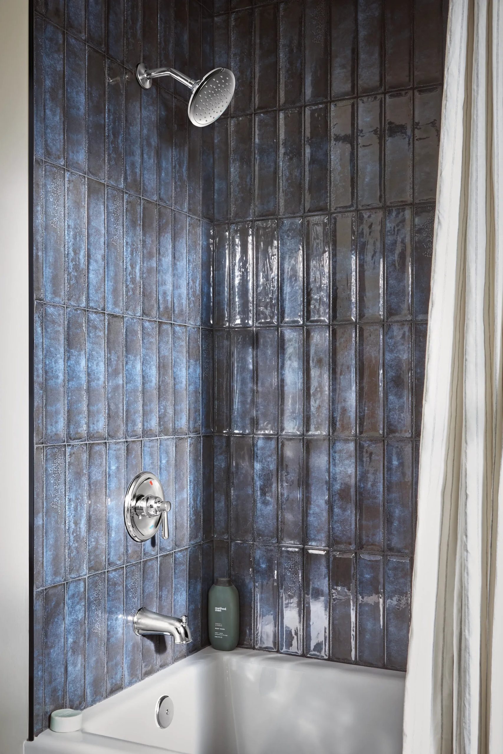 Ember Chrome cycling tub/shower - Image 5