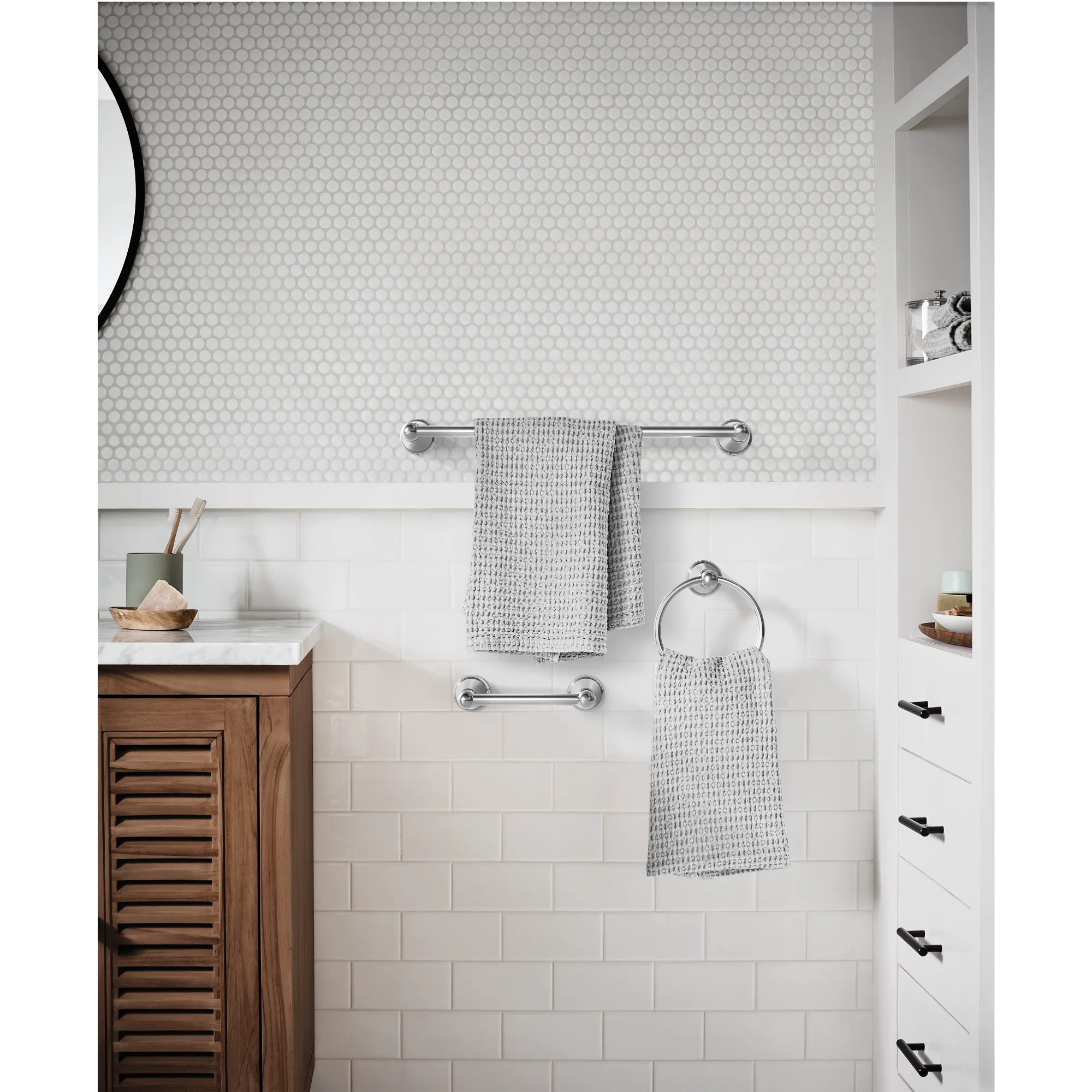 Caldwell 18 Towel Bar Towel Ring Pivoting Paper Holder - Image 3