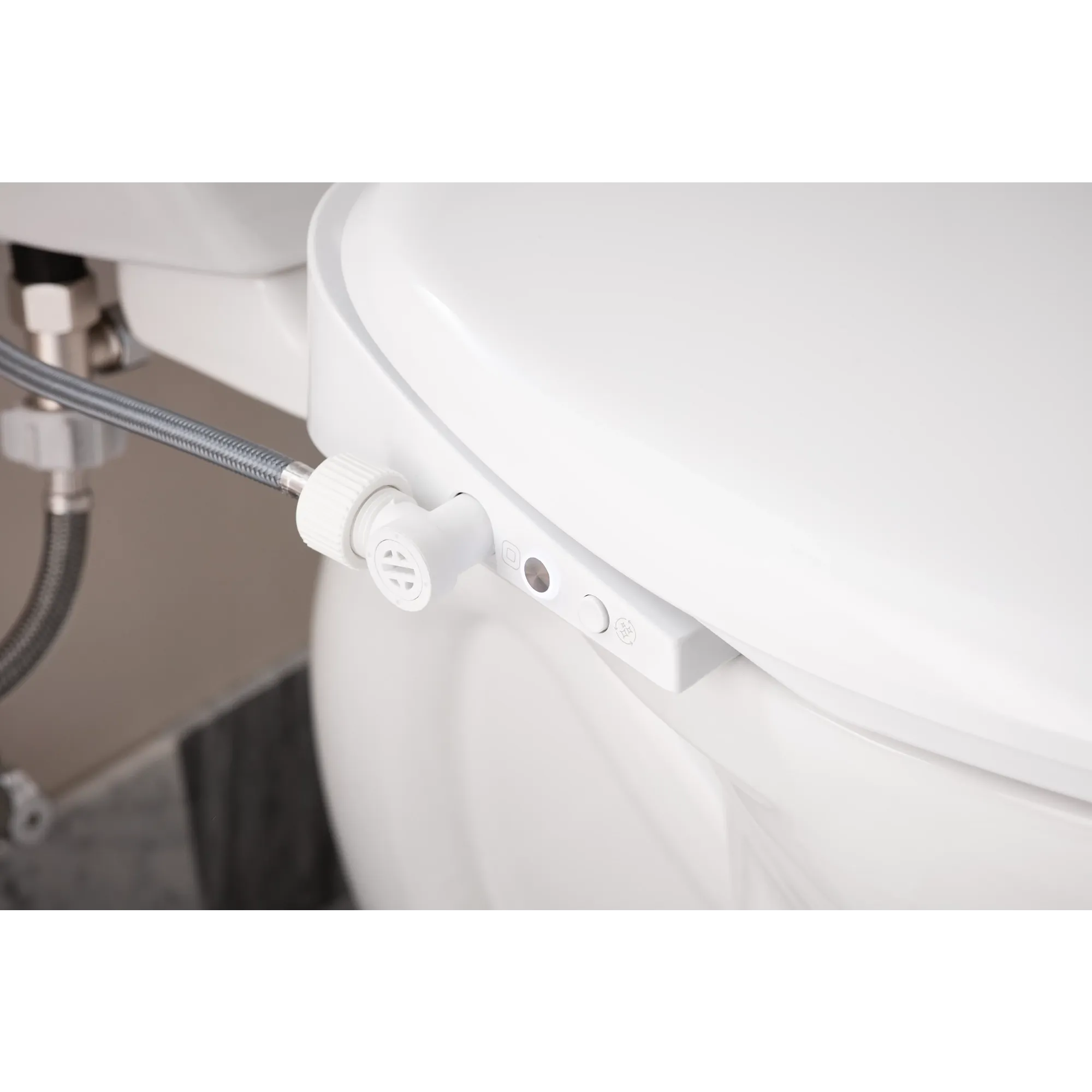 5-Series Electronic Bidet Seat - Image 2