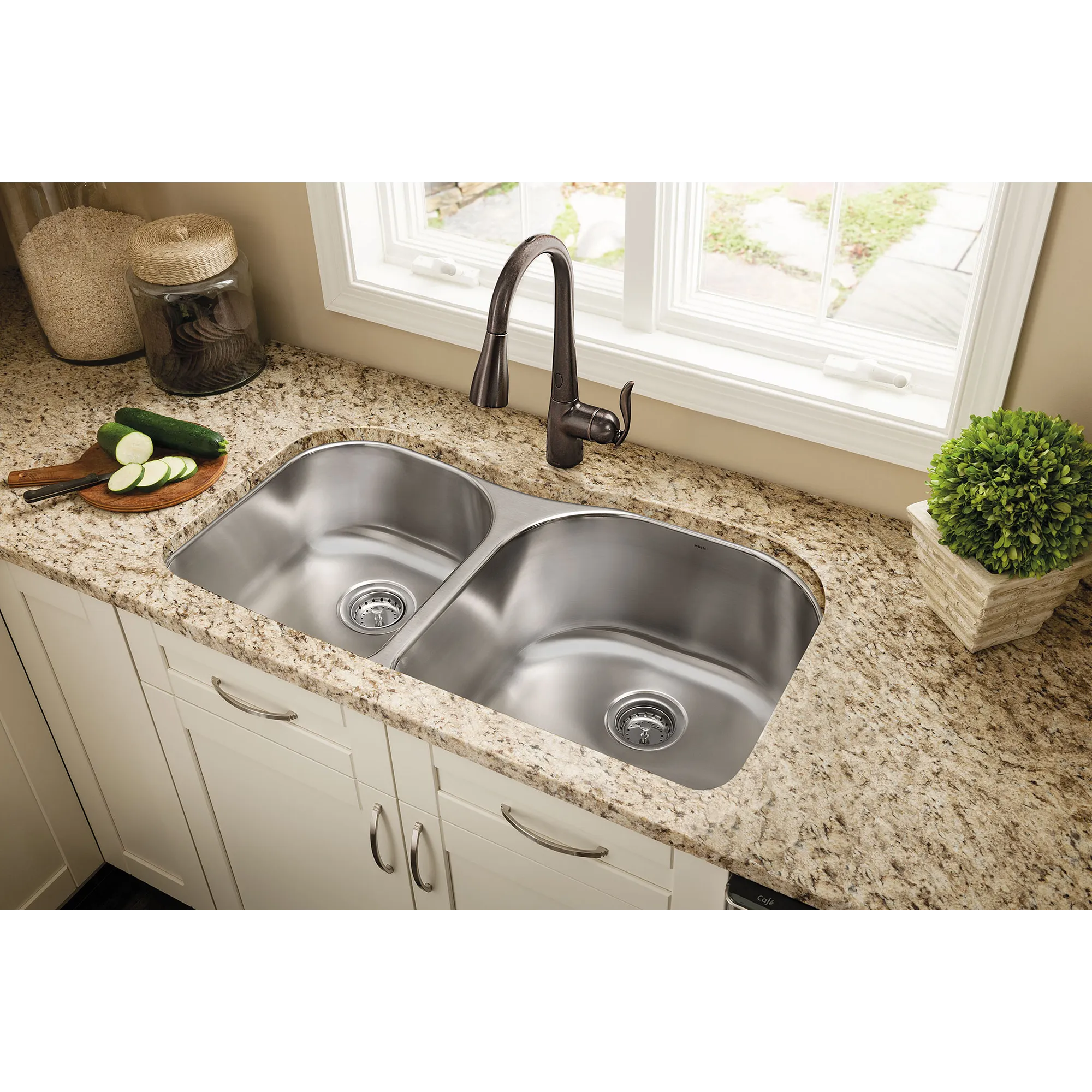 Arbor One-Handle High Arc MotionSense Dual Sensor Pulldown Kitchen Faucet - Image 10