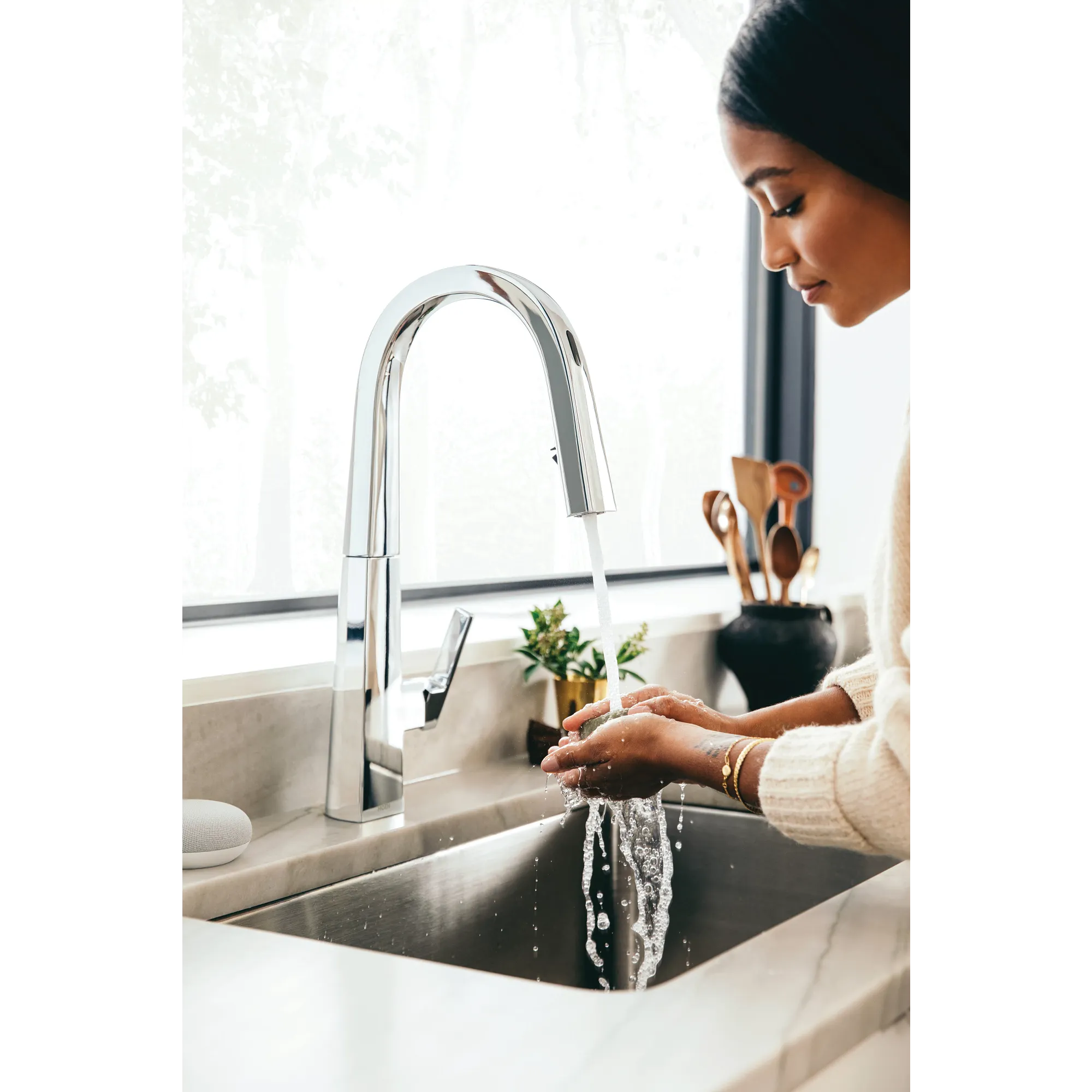 Nio Smart Kitchen One-Handle High Arc Pulldown Kitchen Faucet - Image 5